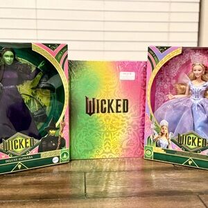 Wicked Glinda and Elphaba Dolls Collector Book Exclusive Set Lot Bundle